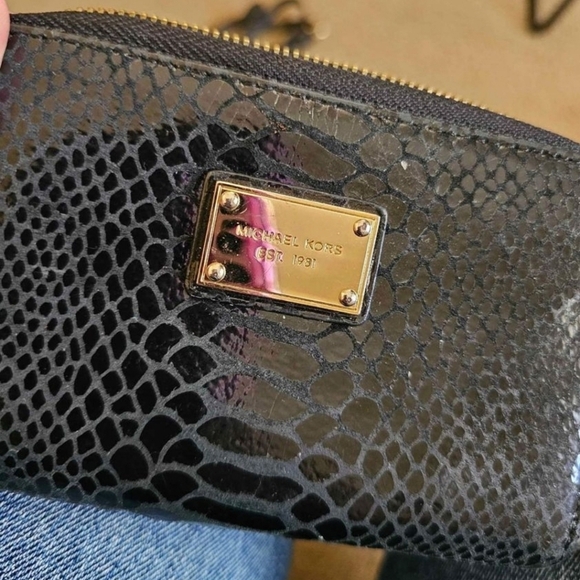 Michael Kors purse with Wallet Bundle Set - Picture 9 of 14